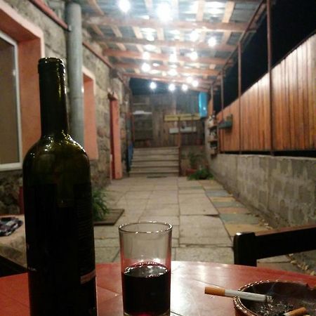 Lost Inn Kazbegi Hostel Kültér fotó