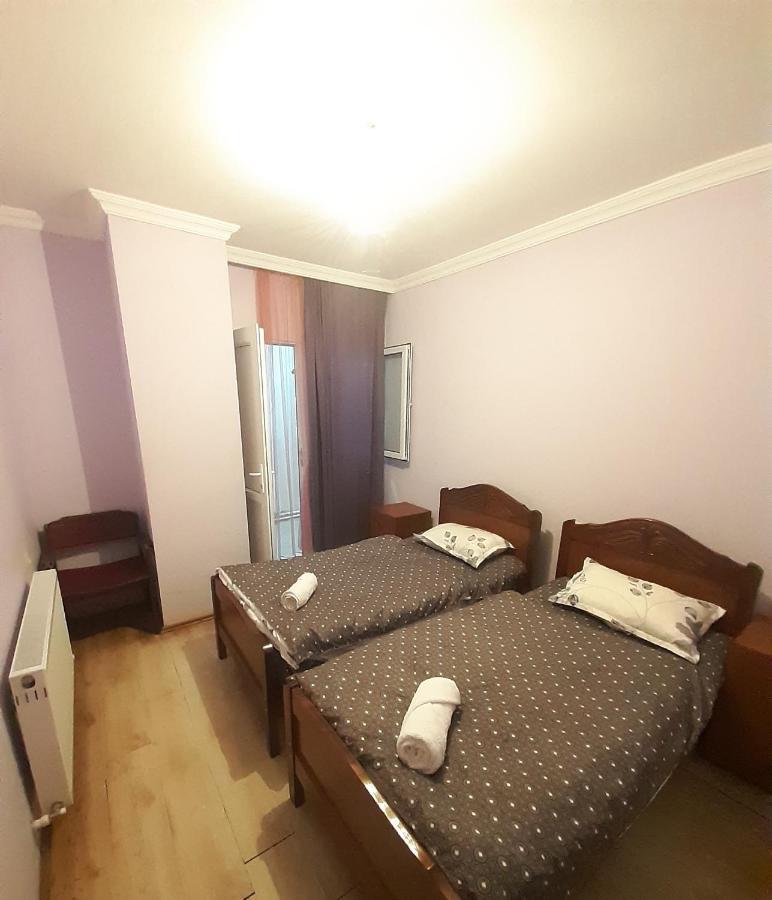 Lost Inn Kazbegi Hostel Kültér fotó