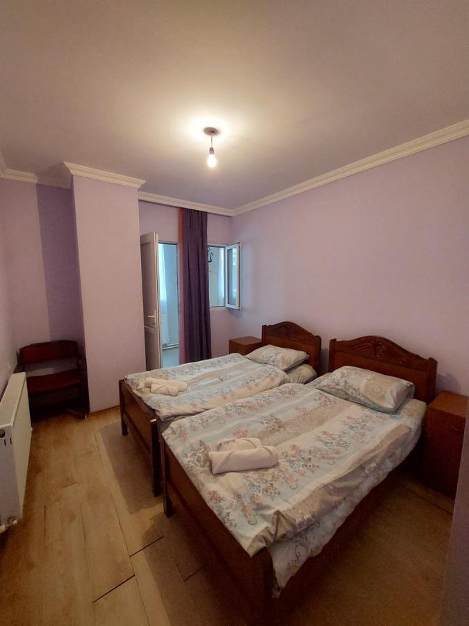 Lost Inn Kazbegi Hostel Kültér fotó